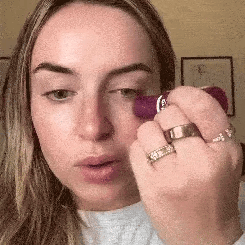 Demonstration of a simple eye-area balm routine | Yubiskin